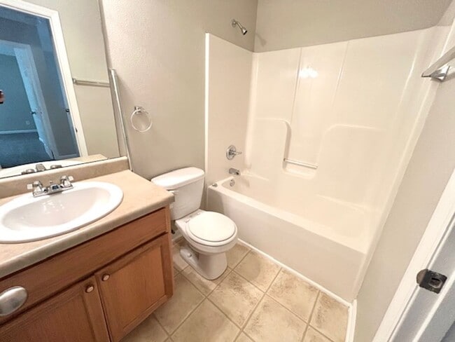 Building Photo - New Move In Special-$300 off first month's rent. Move In Ready Home in Prime Madison Location!