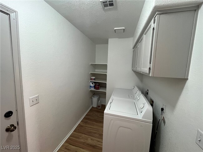 Building Photo - 5101 Chambliss Dr