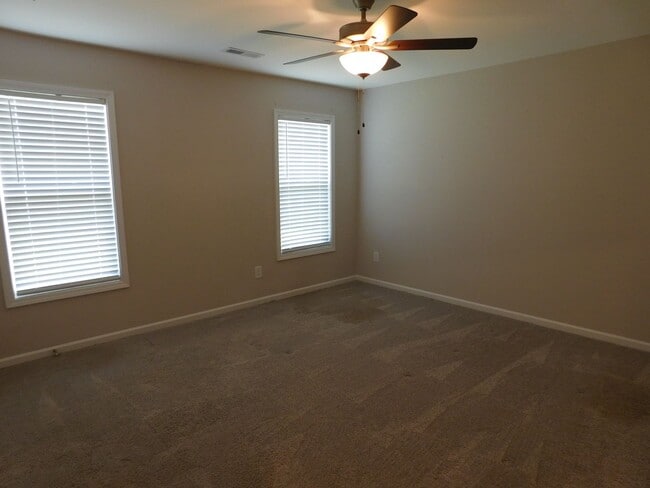 Building Photo - 500 Odham Ln