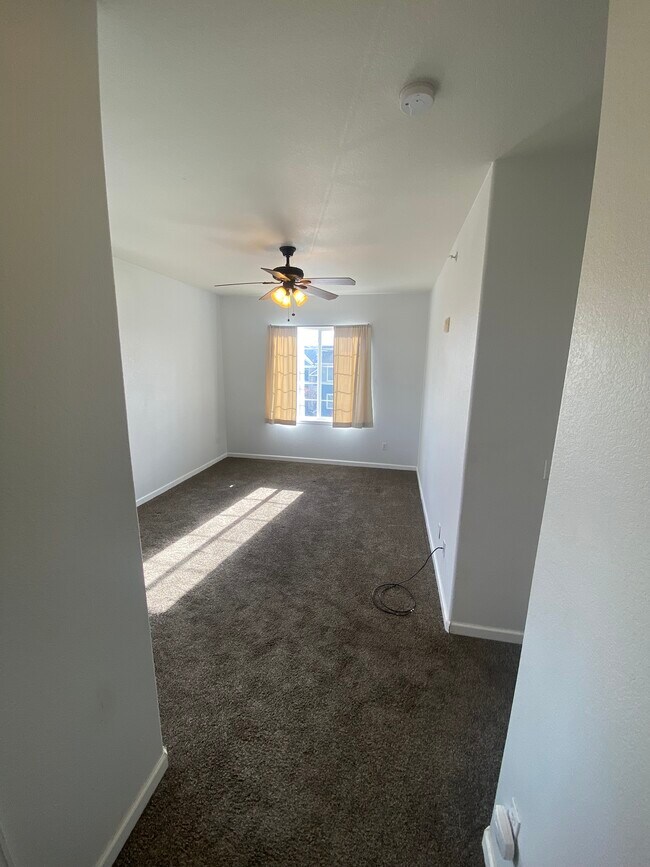 Building Photo - 4451 S Ammons St