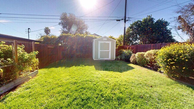 Building Photo - Beautiful Home In Costa Mesa