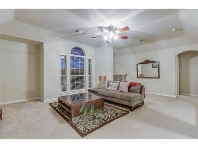 Building Photo - 1402 Vineyard Dr