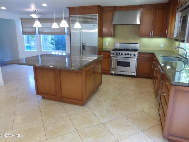 Building Photo - 29104 Laro Dr