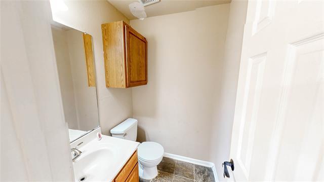 Building Photo - 701 E College St