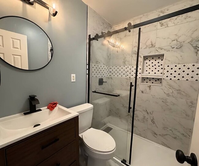 Building Photo - 4299 Kepler Ave