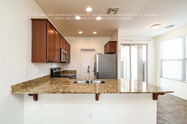 Building Photo - 1413 S Moccasin Trail