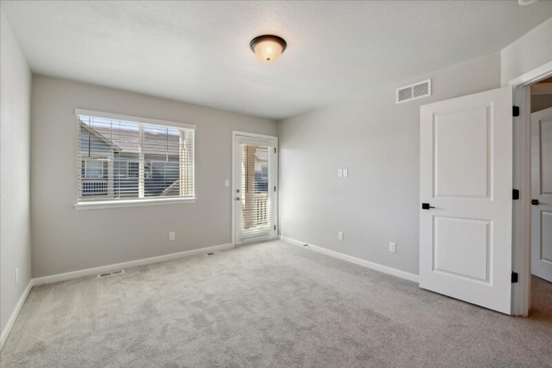 Building Photo - 2520 Brookstone Dr