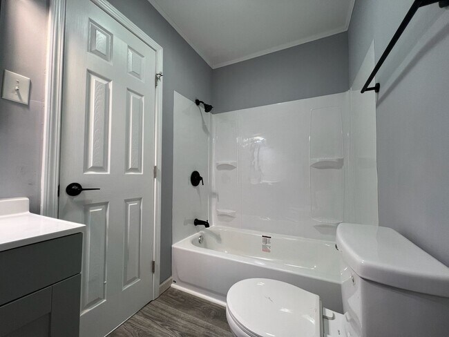 Building Photo - 2026 Bonus - Half Off One Month's Rent