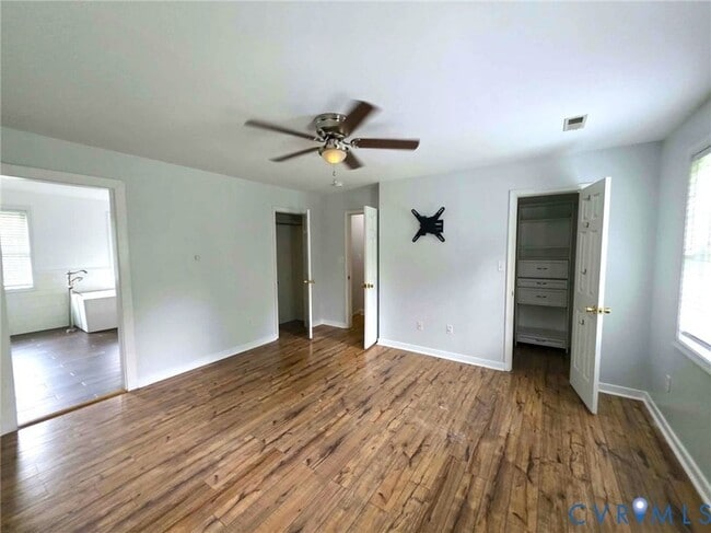 Building Photo - 21500 Runaround Ln