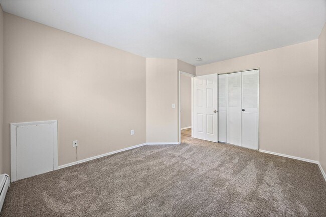 Building Photo - 729 Cedarwood Terrace