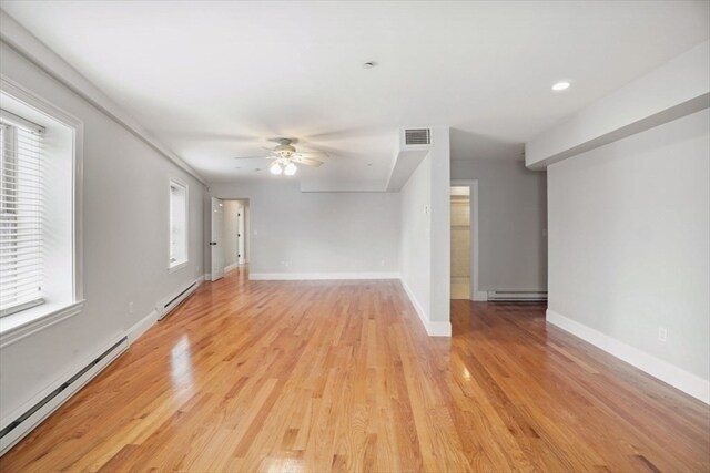 Building Photo - 120 W 7th St