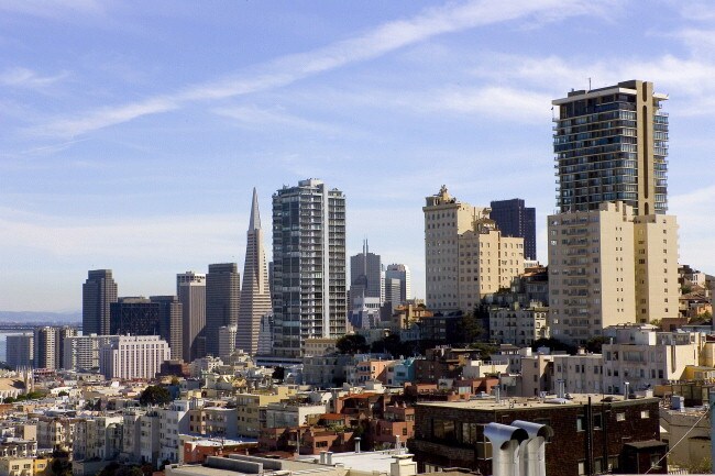 Building Photo - 2208 Hyde St