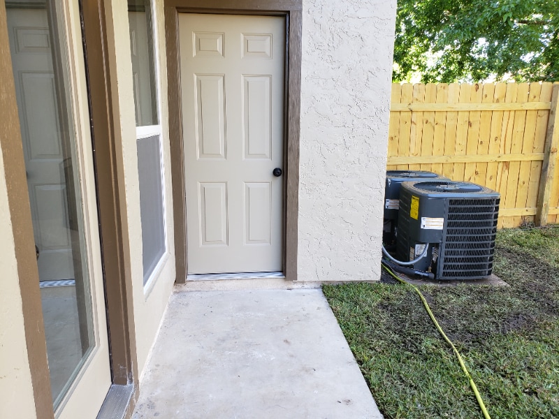 Building Photo - 7576 Windsor Oaks