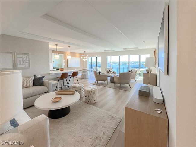 Building Photo - 3430 Gulf Shore Blvd N