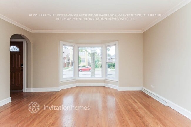 Building Photo - 6016 N Austin Ave