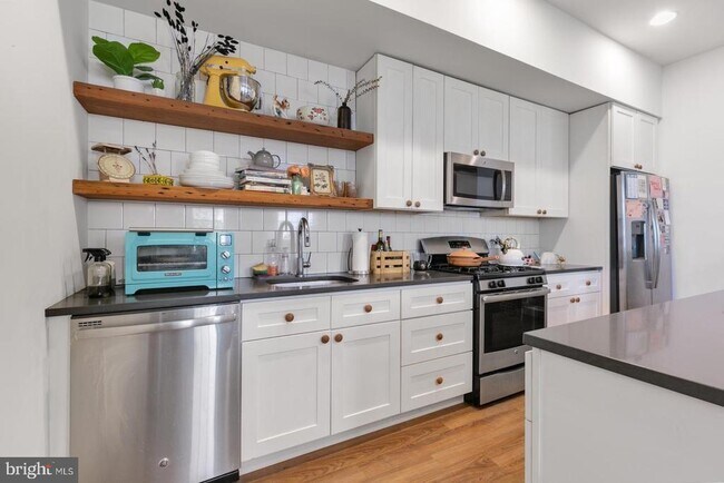 Building Photo - 1618 Mifflin St