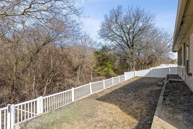 Building Photo - 232 Creekview Dr