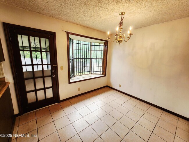 Building Photo - 6019 Blank Dr