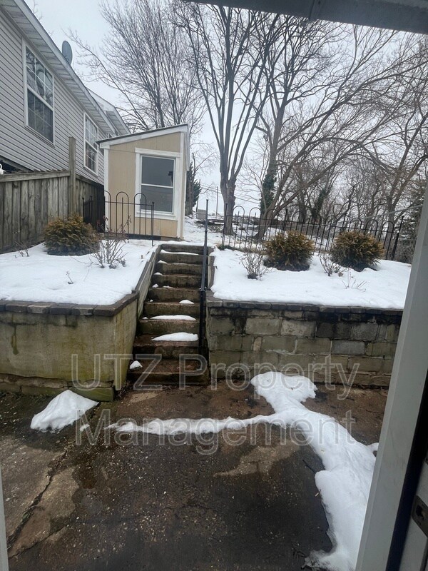 Building Photo - 29 John St