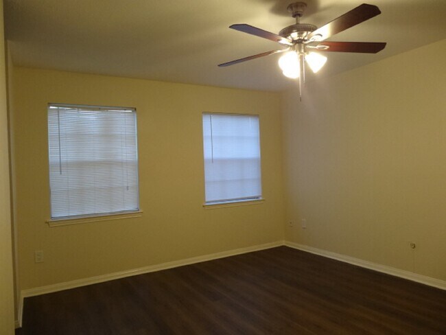 Building Photo - 5524 Deep Forest Dr