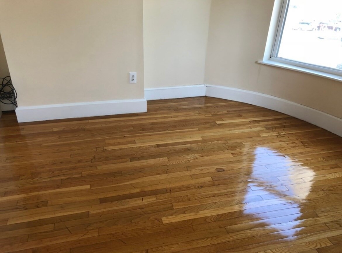 Building Photo - 883 Harrison Ave