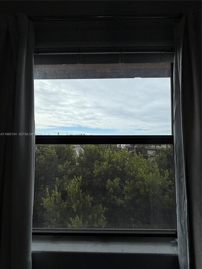 Building Photo - 7815 NW 104th Ave