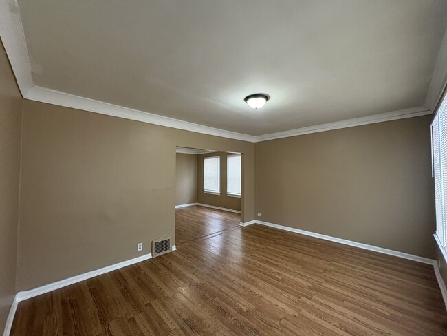 Building Photo - 12027 S Lafayette Ave