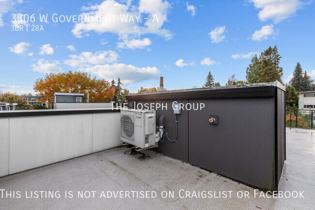 Building Photo - Stunning Magnolia 3 bed w/rooftop deck