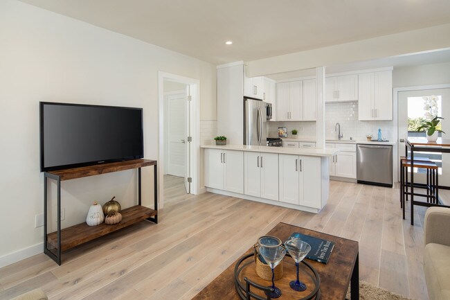 Building Photo - Pacific Apartment Homes