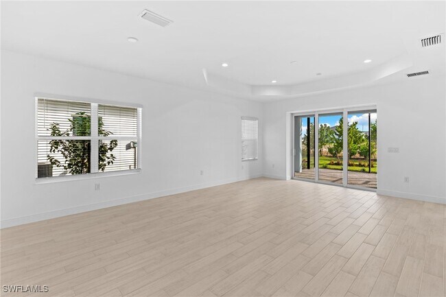 Building Photo - 4580 Skysail Dr