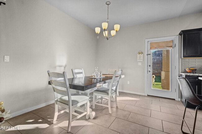 Building Photo - 14936 Tierra Haven Ave