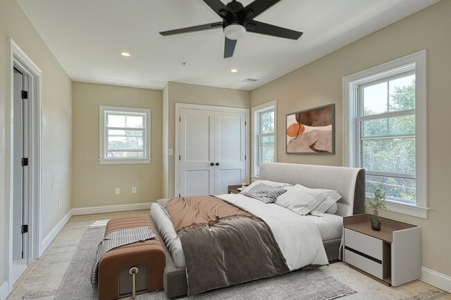 Building Photo - 369 Grant St