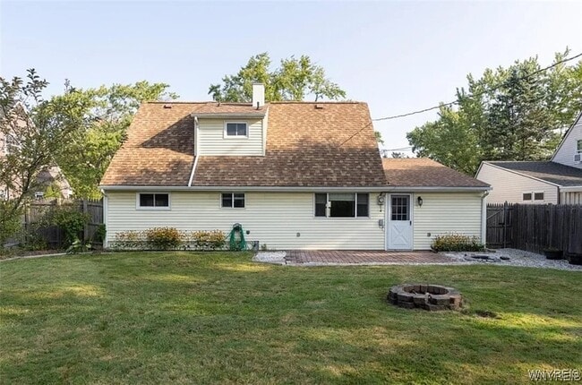 Building Photo - 108 Jenell Dr