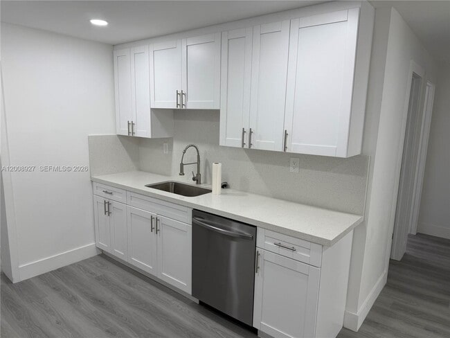 Building Photo - 13885 NW 5th Ave