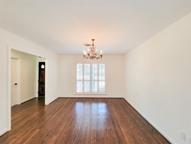 Building Photo - 9506 Vogue Ln
