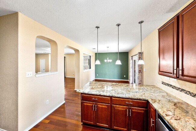Building Photo - Better Than New and Unlike Anything Else in Villa Del Sol
