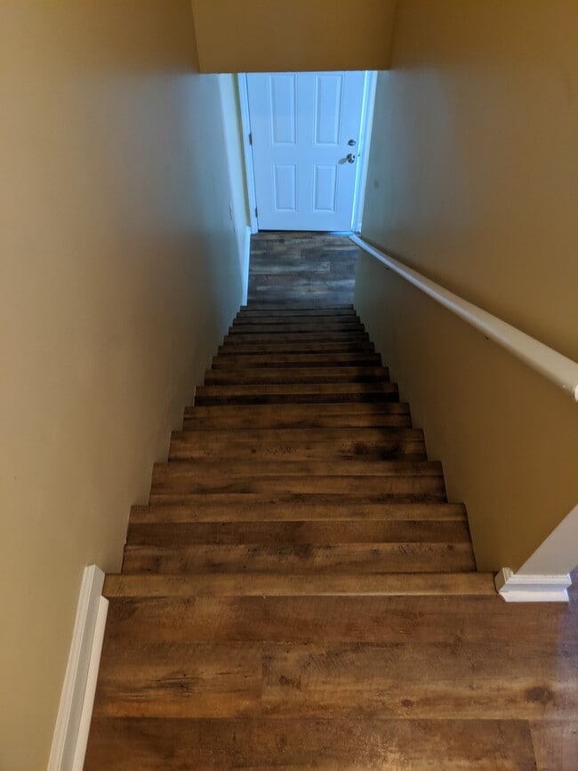 Building Photo - Carlton Street Townhomes