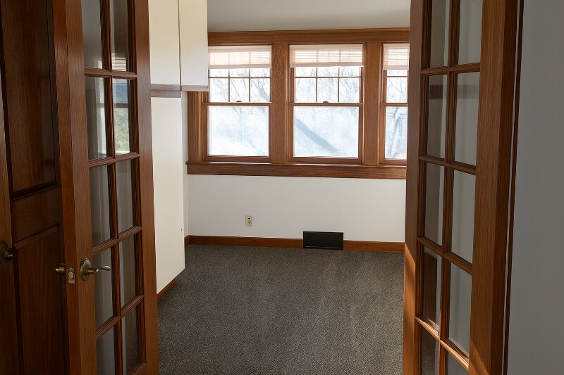 Building Photo - 4229 Canyon Lake Dr