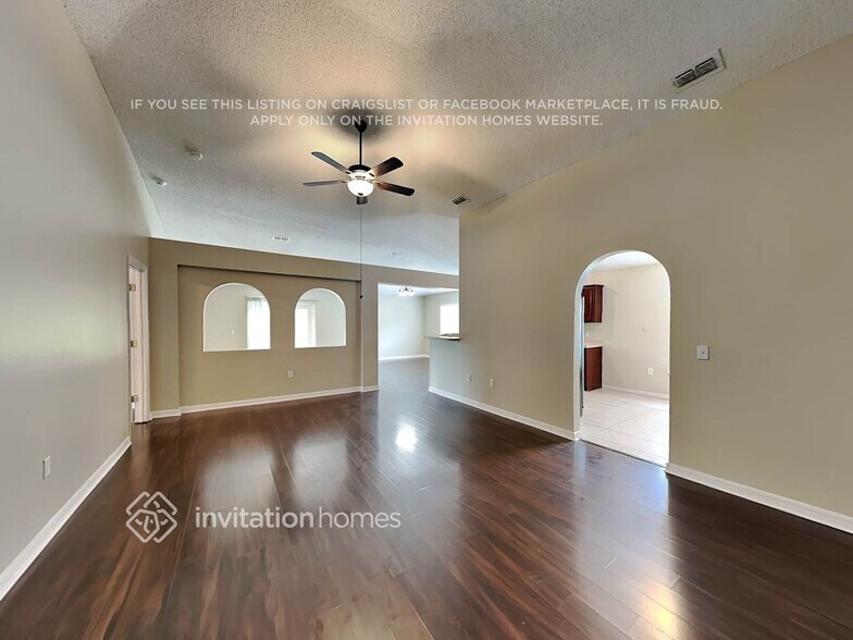 Building Photo - 13012 Waterbourne Dr
