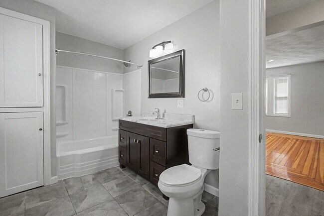 Building Photo - 48 Audubon Ave