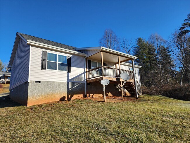 Building Photo - 312 McLean Heights Ct