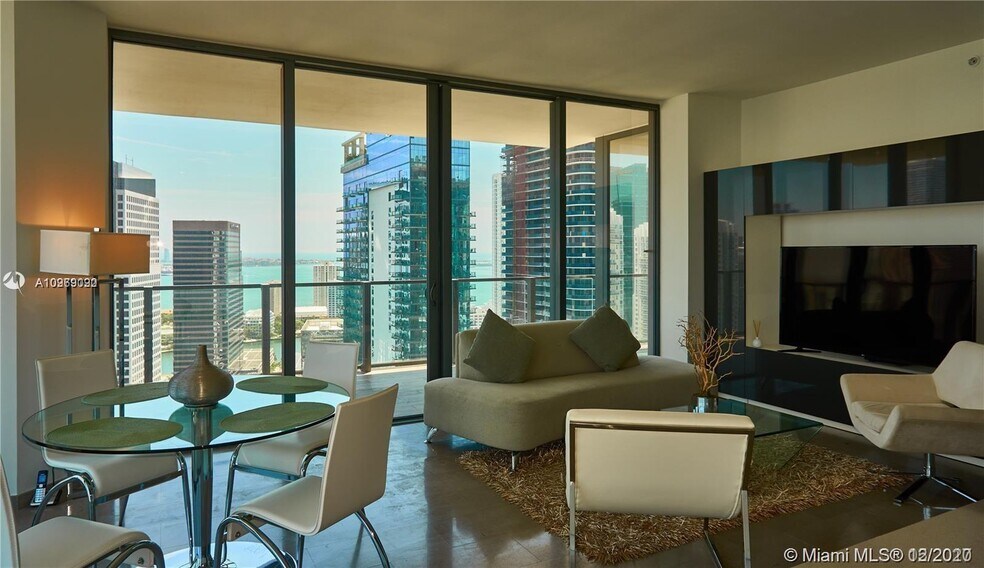 Building Photo - 88 SW 7th St