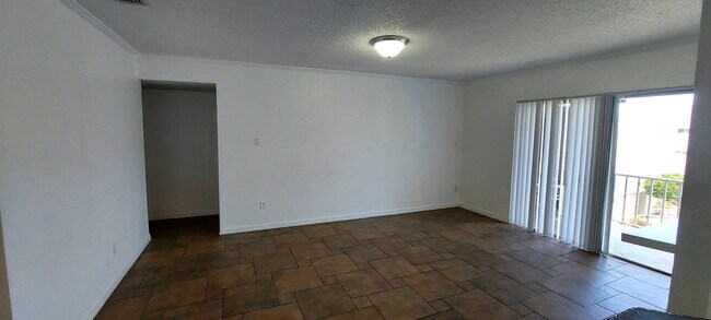 Building Photo - 2625 FL-590