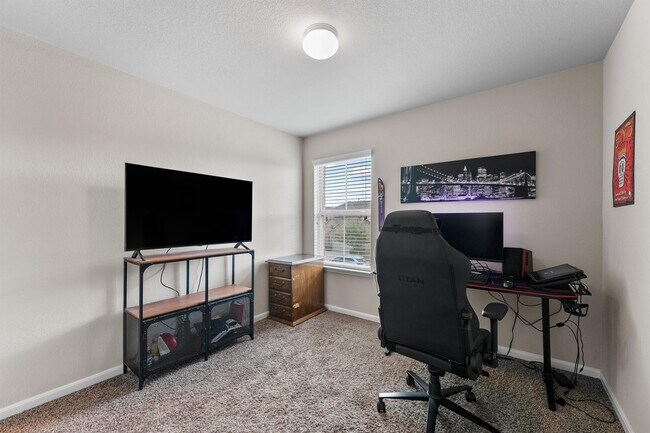 Building Photo - 12410 Lake Portal Dr