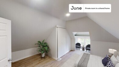 Building Photo - Room in Shared 4 bed/2 bath home