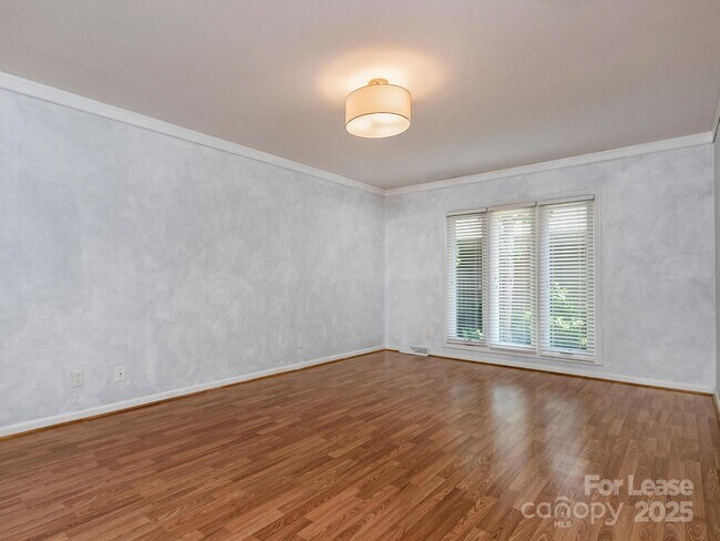 Building Photo - 5110 Dunes Ct
