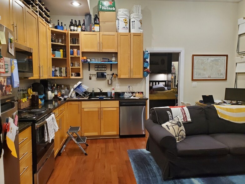 Kitchen/Living Room - 5551 Illinois Ave NW
