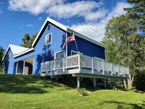Building Photo - 1876 Triton Ct