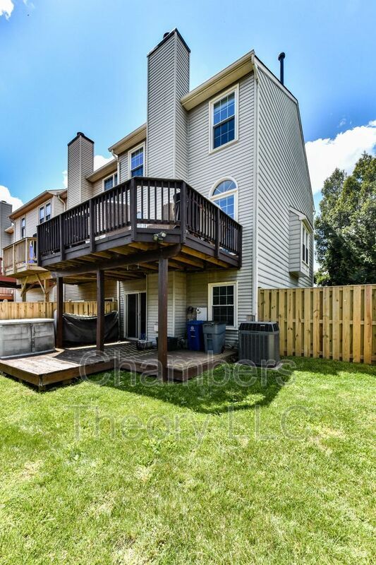 Building Photo - 21820 Leatherleaf Ct