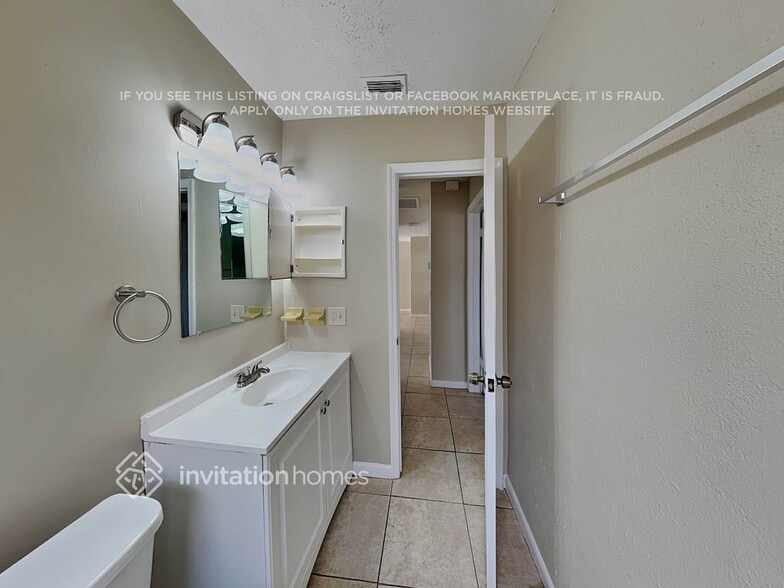 Building Photo - 607 Barkfield St